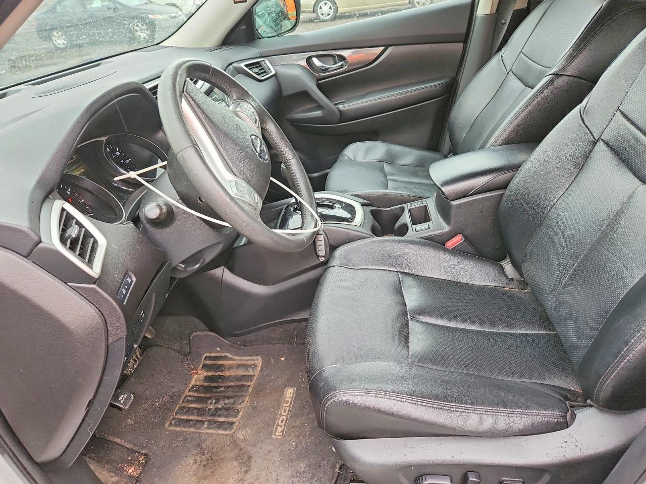 2016 NISSAN ROGUE