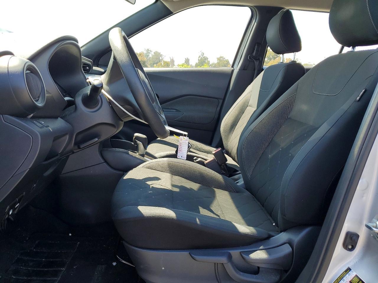 2019 NISSAN KICKS