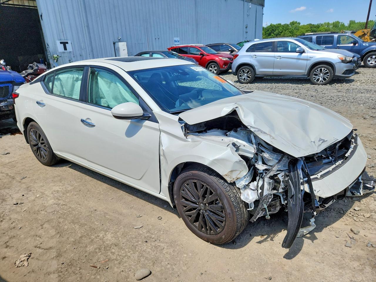 2025 NISSAN ALTIMA