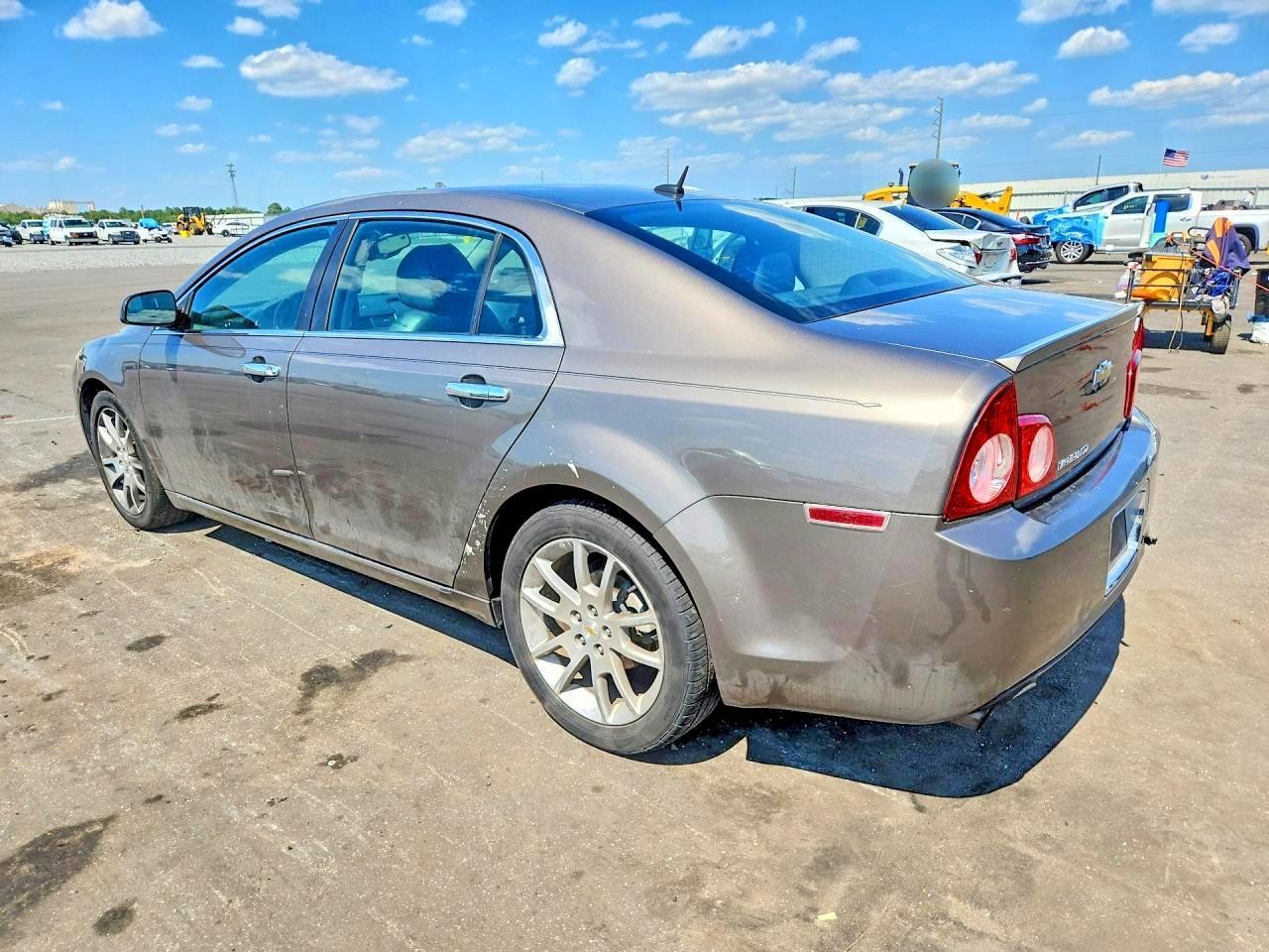 2011 CHEVROLET MALIBU