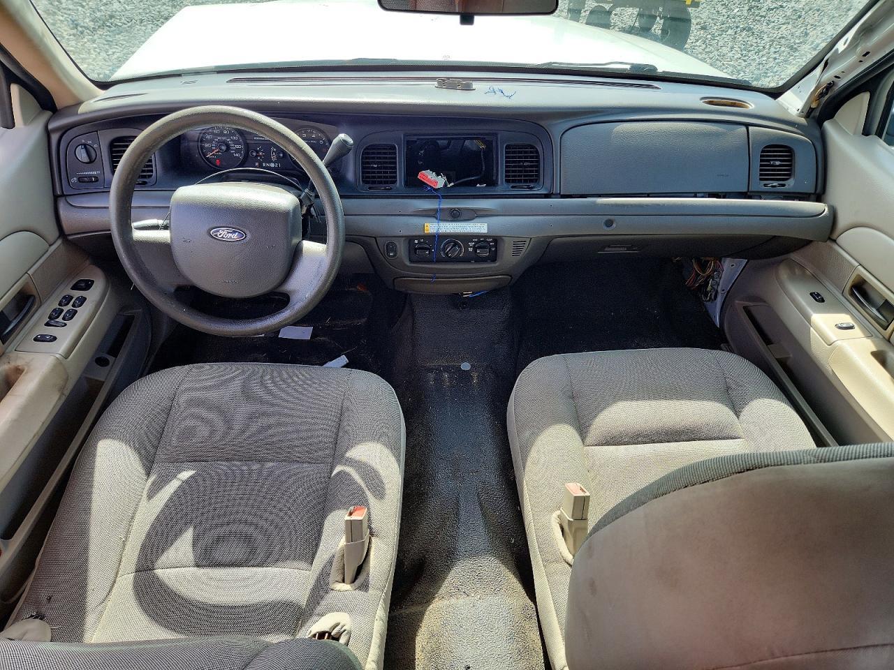 2008 FORD Crown Victoria