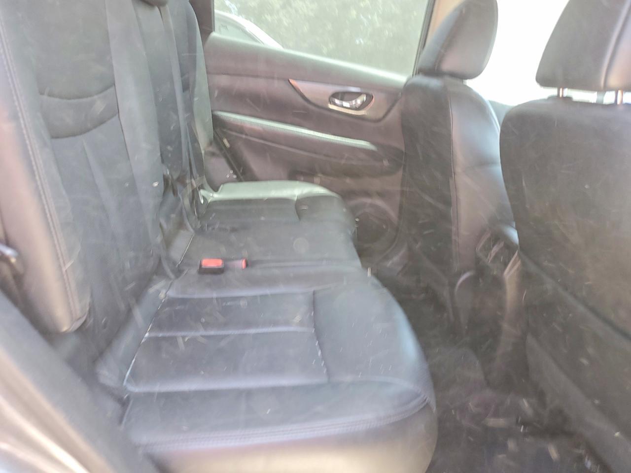 2014 NISSAN ROGUE