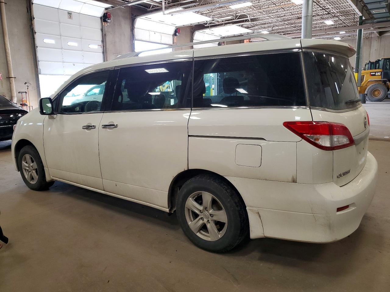 2016 NISSAN Quest