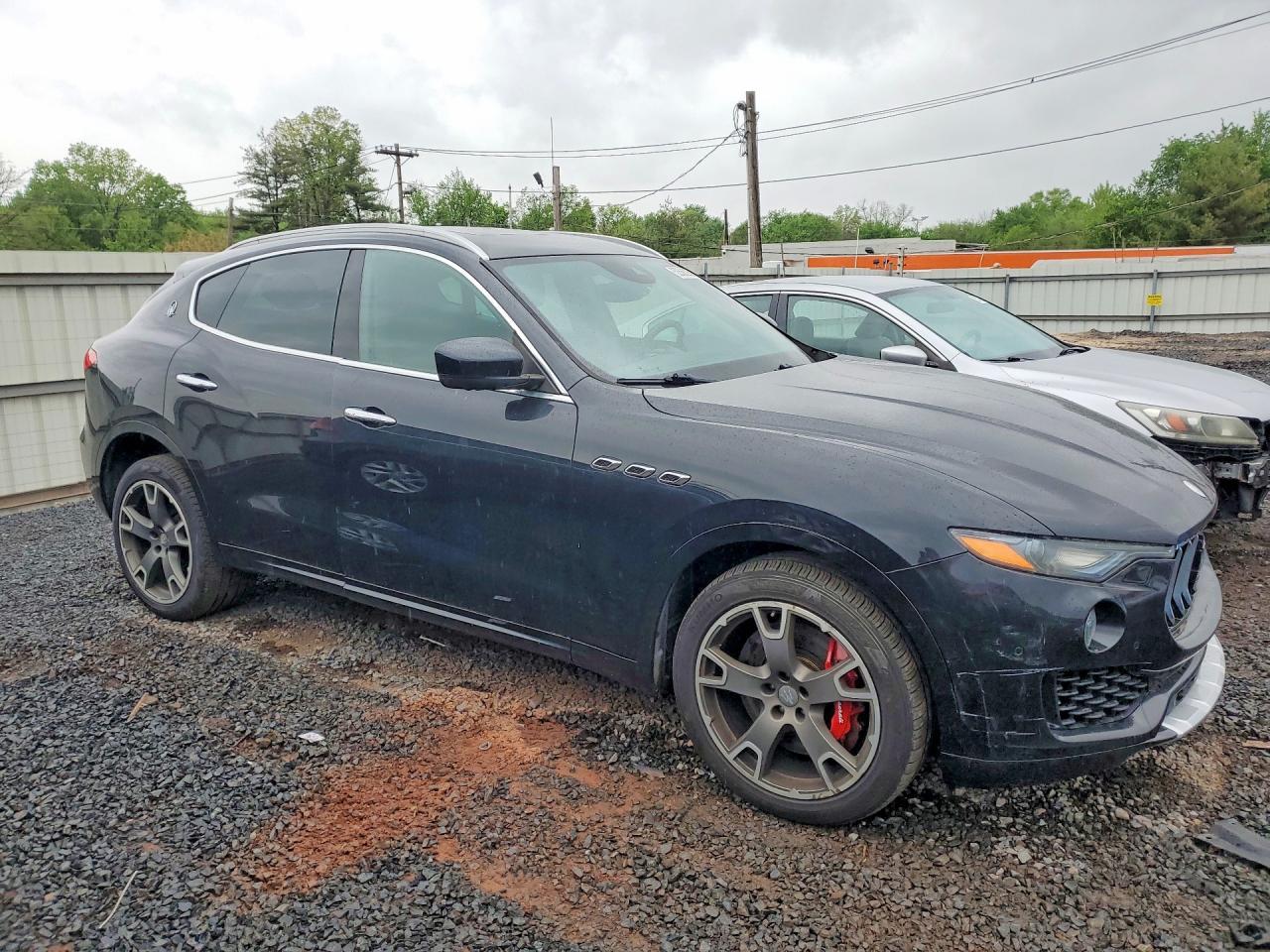 2017 MASERATI Levante