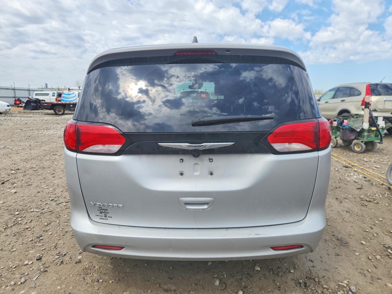 2023 CHRYSLER Voyager