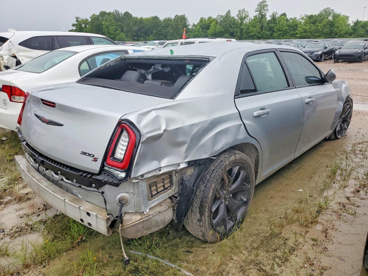 2021 CHRYSLER 300