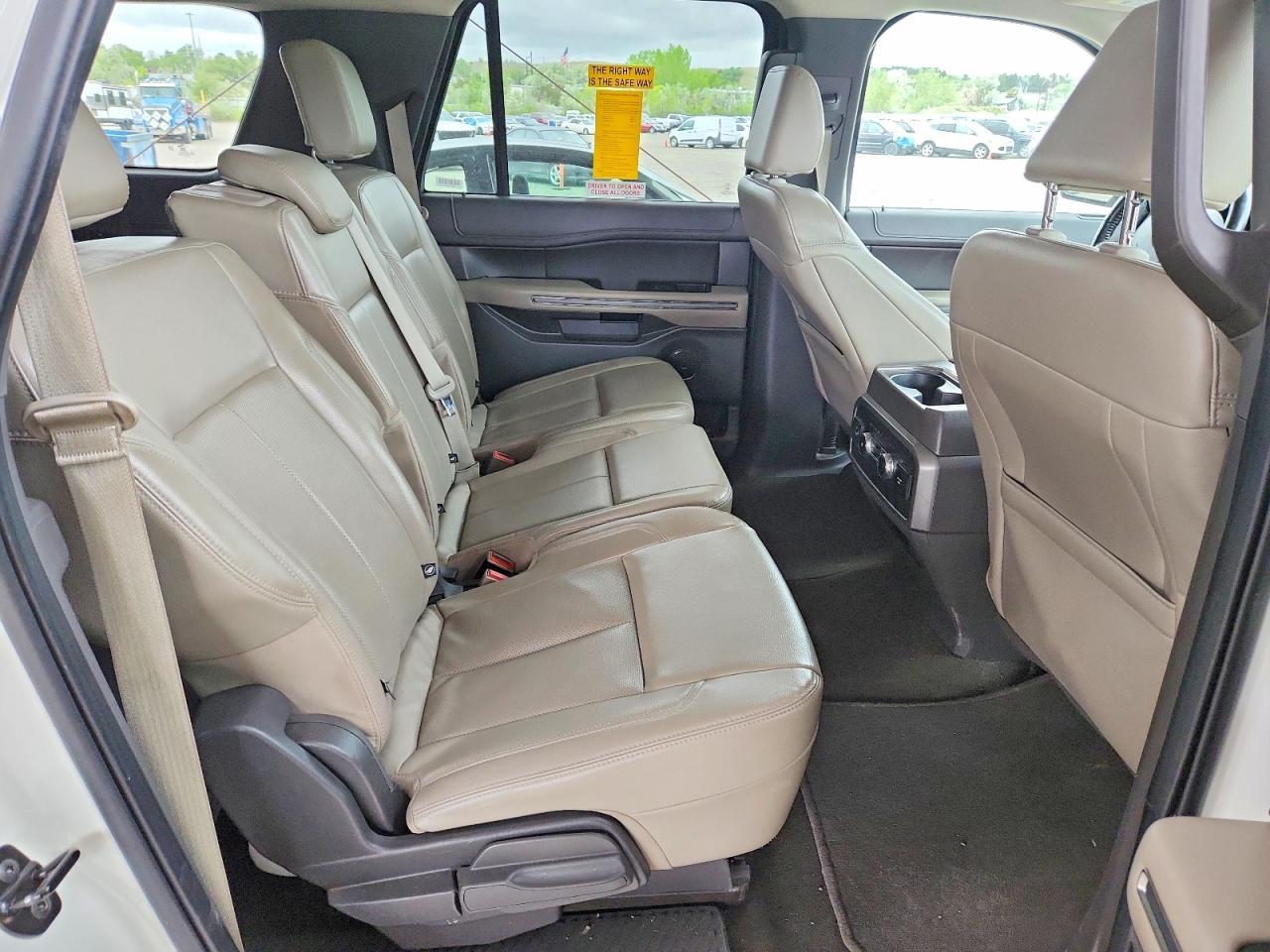 2021 FORD Expedition