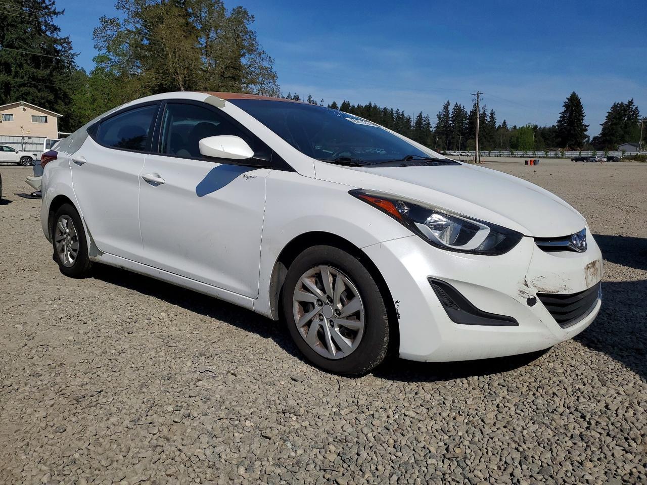 2016 HYUNDAI ELANTRA