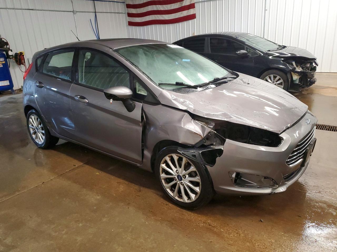 2014 FORD Fiesta
