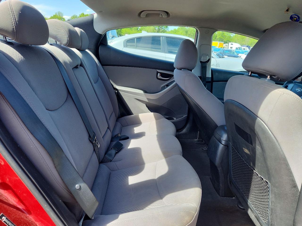2016 HYUNDAI ELANTRA