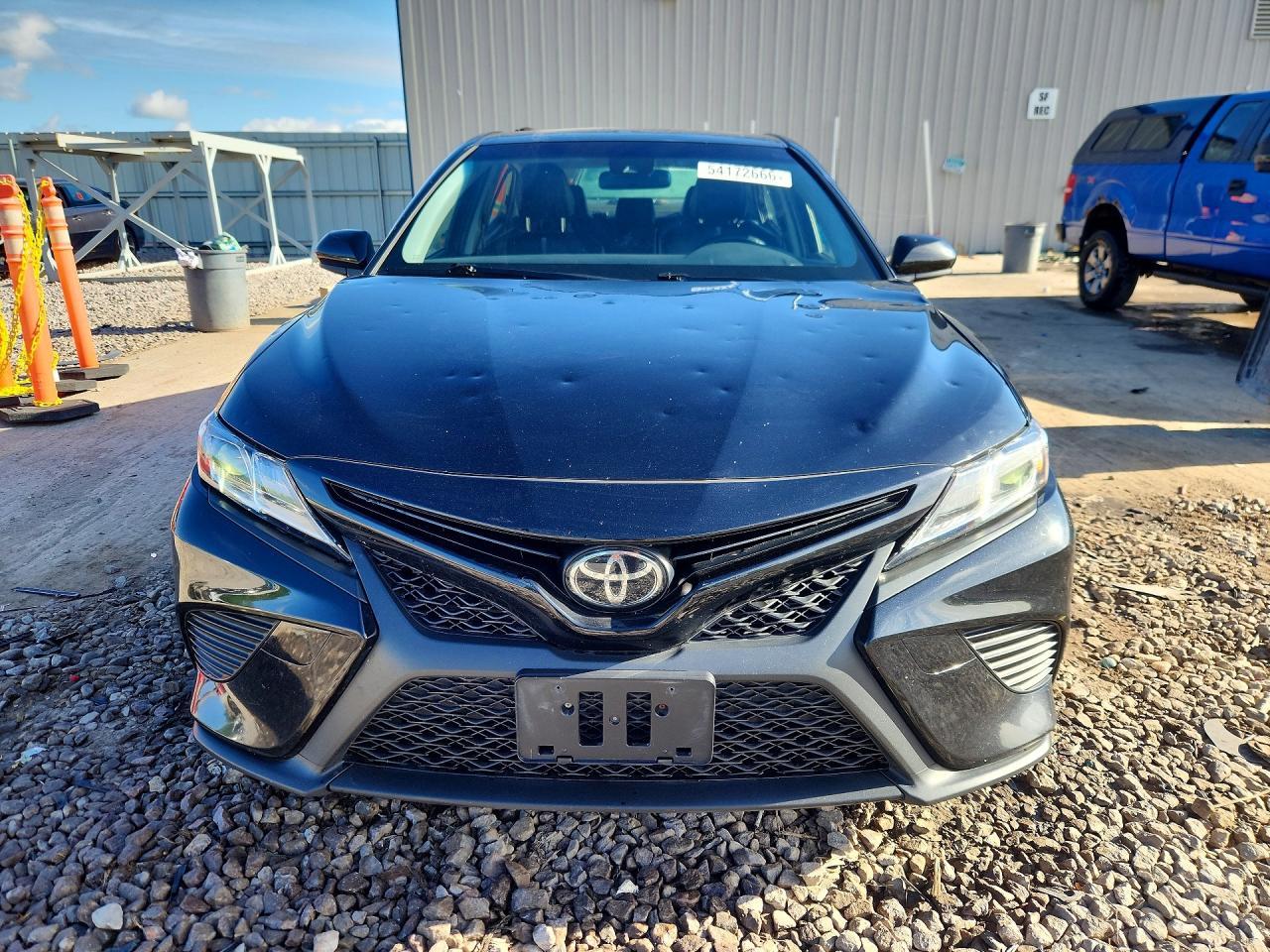 2018 TOYOTA CAMRY