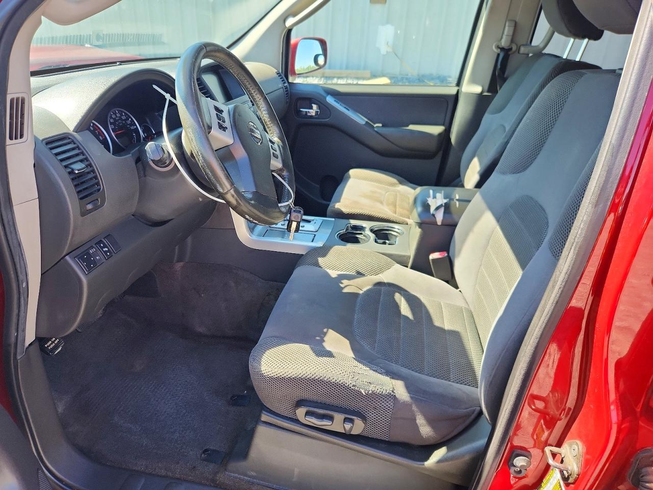 2011 NISSAN PATHFINDER