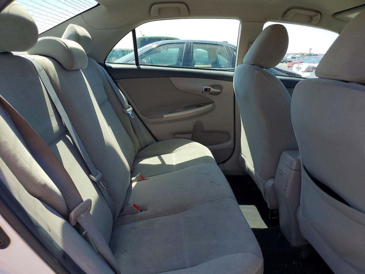 2012 TOYOTA COROLLA