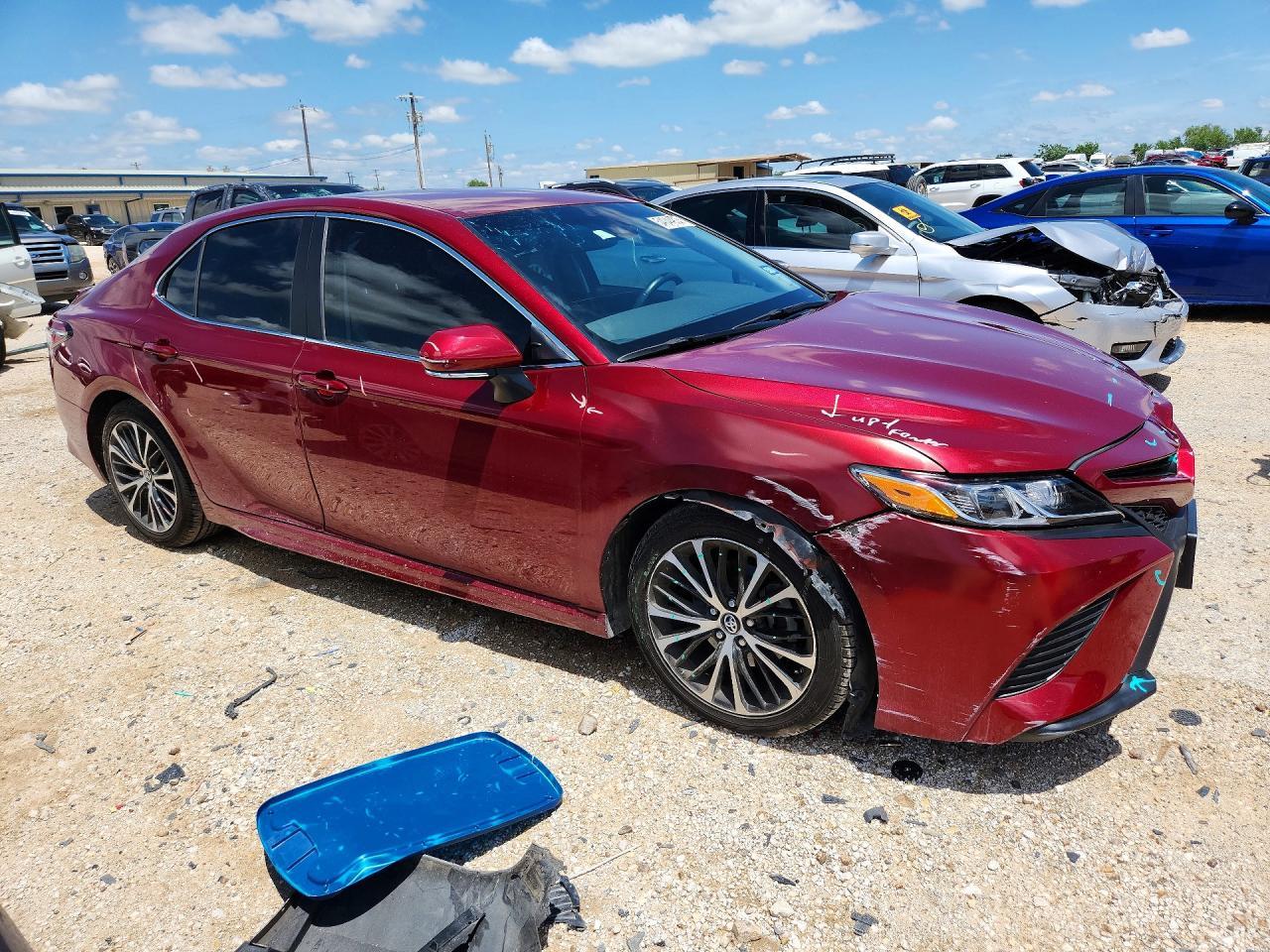 2018 TOYOTA CAMRY