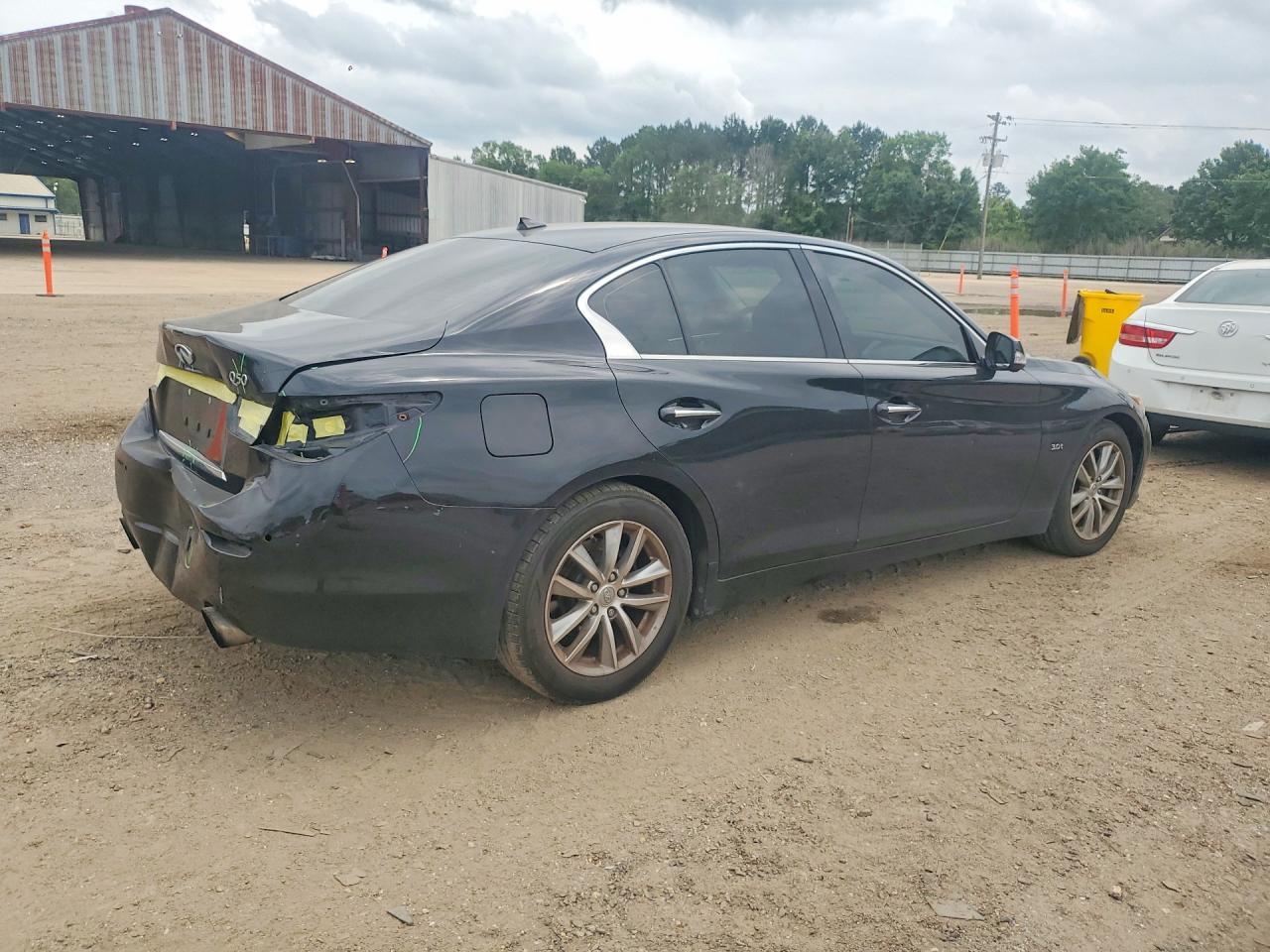 2017 INFINITI Q50