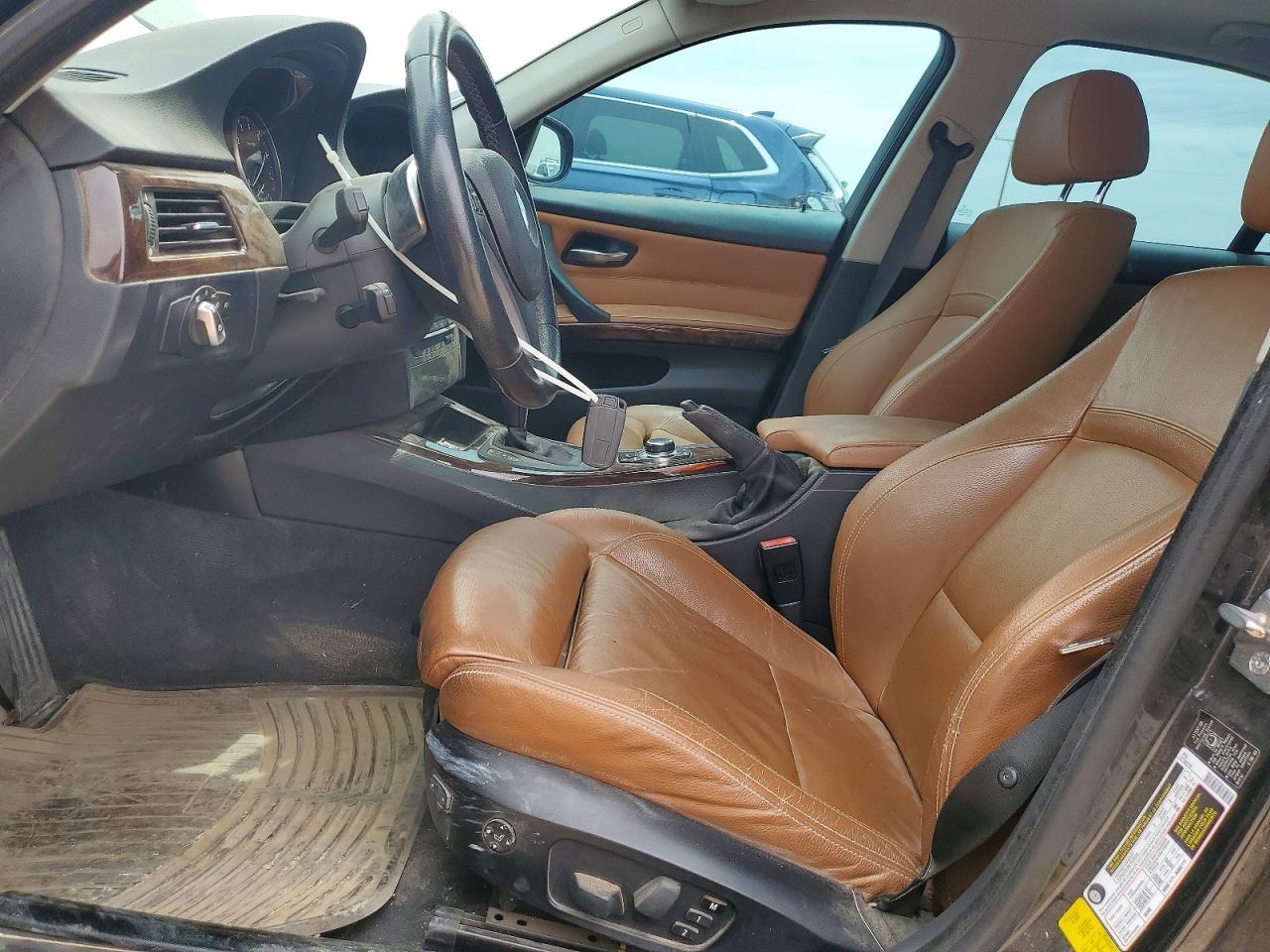 2010 BMW 3 SERIES