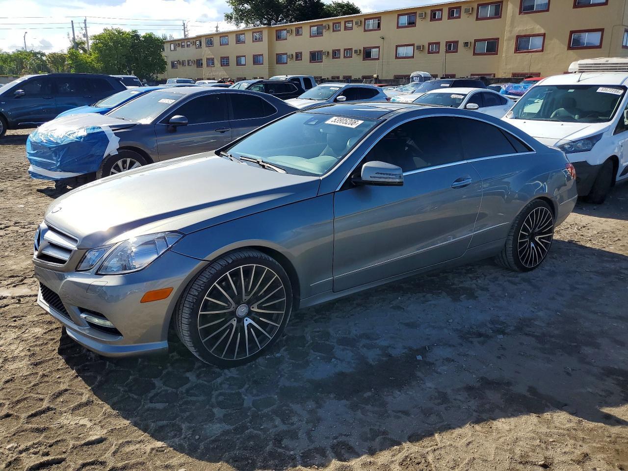 2013 MERCEDES-BENZ E-Class