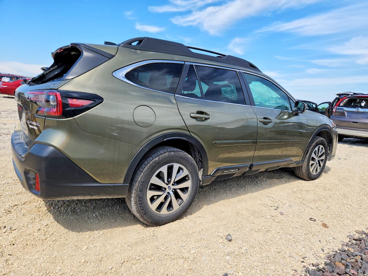 2022 SUBARU Outback