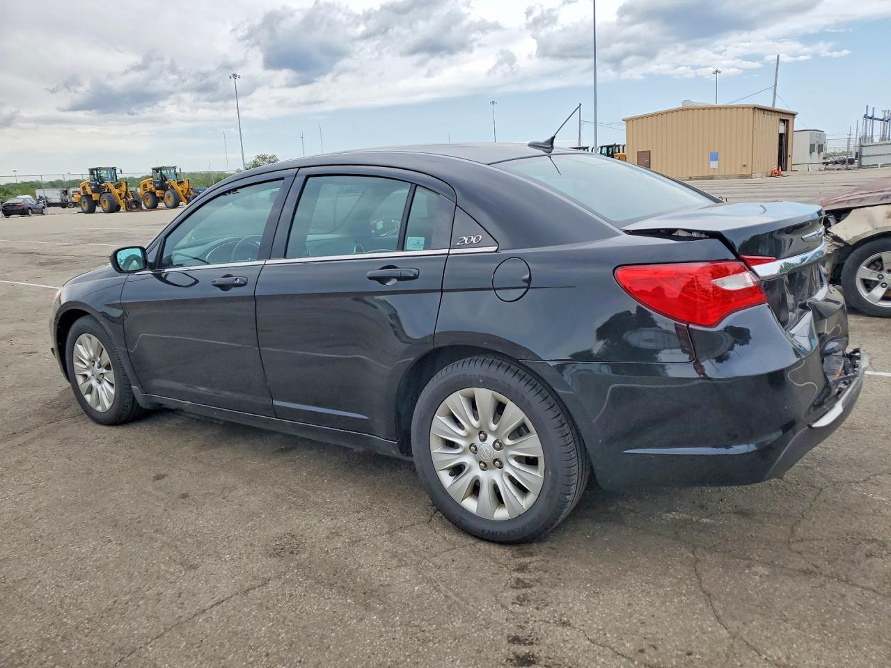 2013 CHRYSLER 200