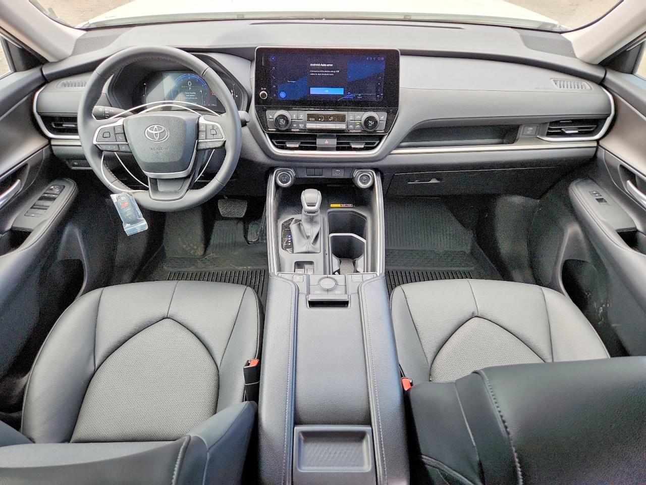 2026 TOYOTA HIGHLANDER