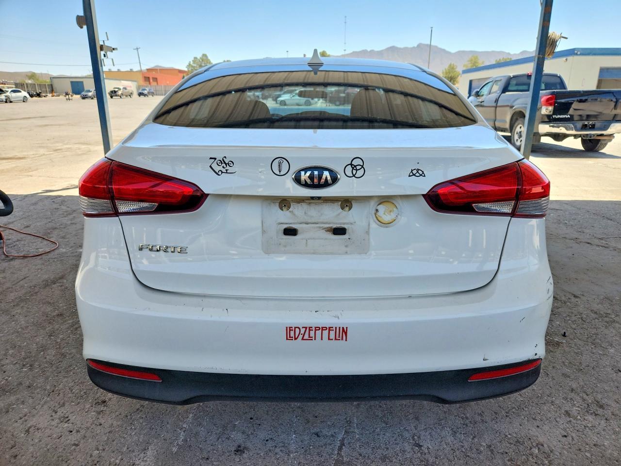 2018 KIA FORTE