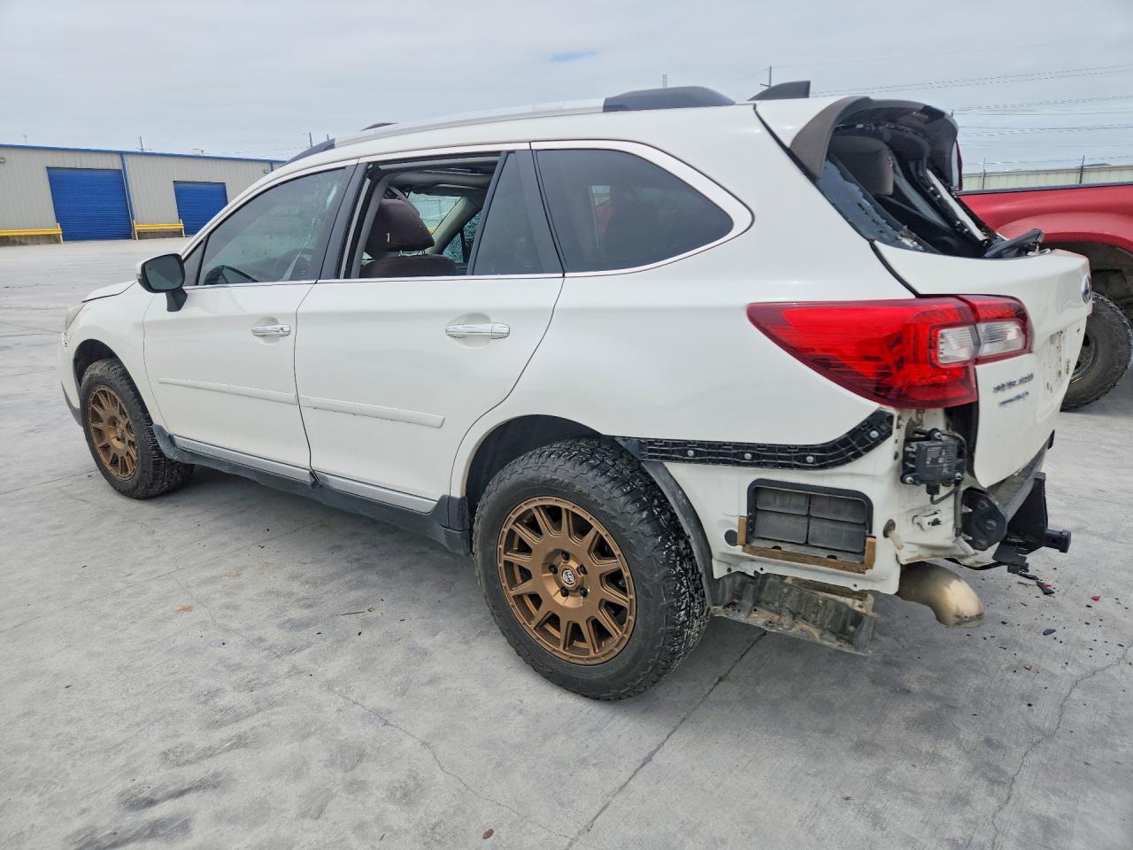 2019 SUBARU Outback