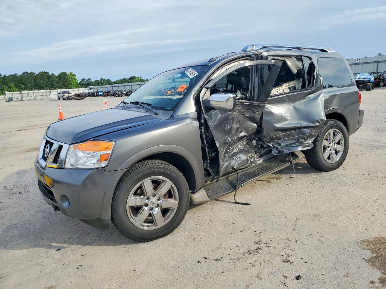 2012 NISSAN Armada