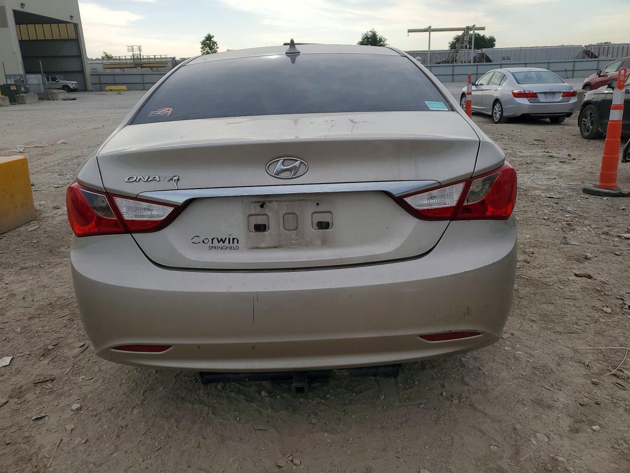 2011 HYUNDAI SONATA