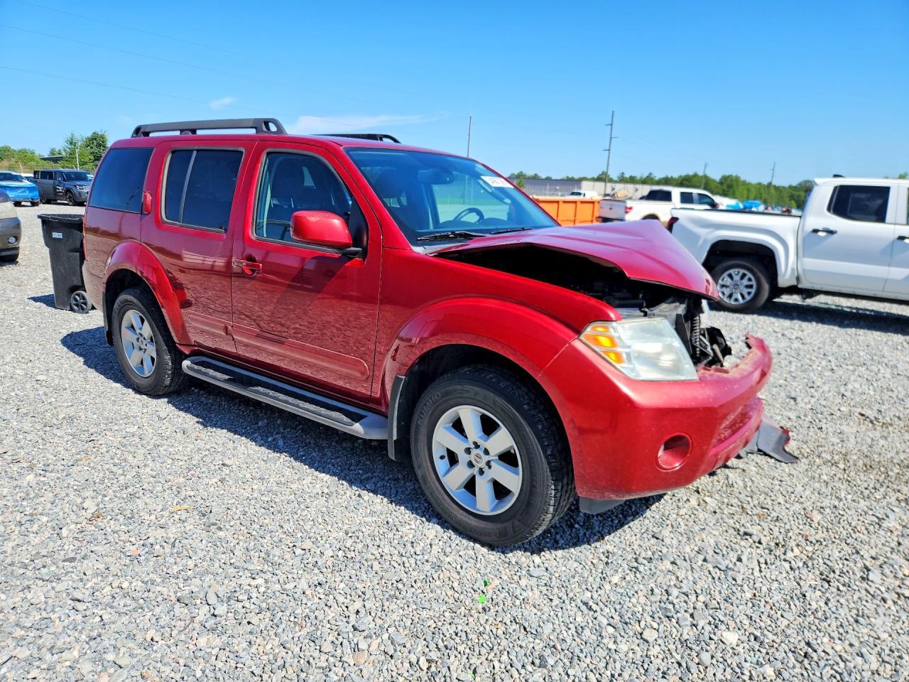 2011 NISSAN PATHFINDER