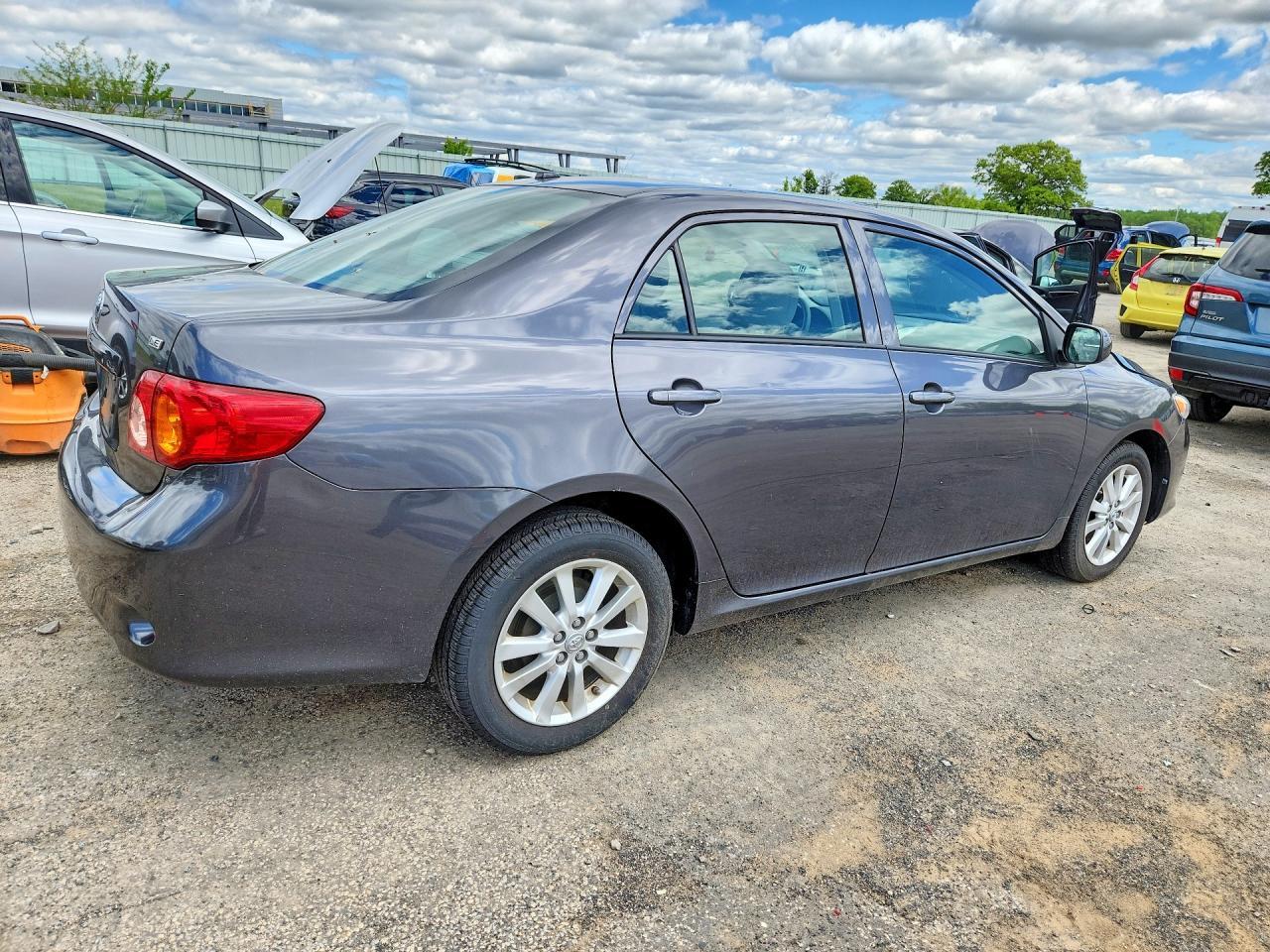 2009 TOYOTA COROLLA