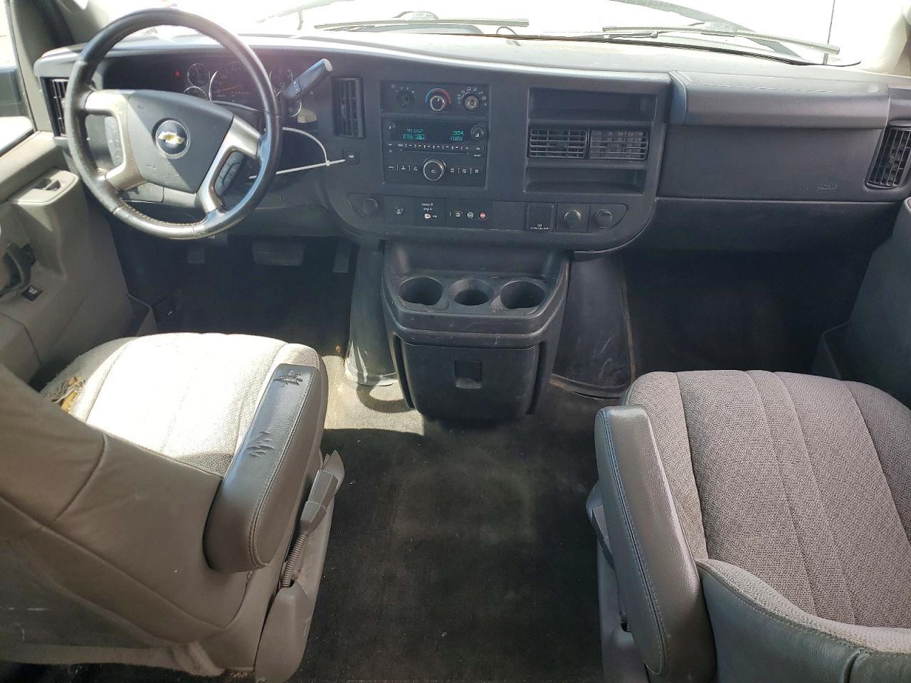 2016 CHEVROLET EXPRESS 2500