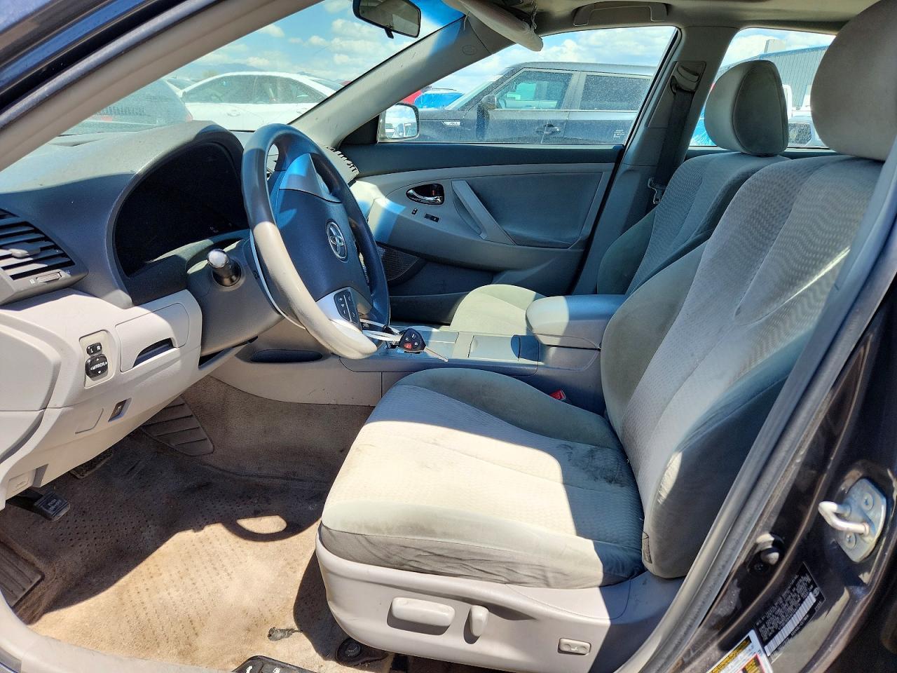 2010 TOYOTA CAMRY