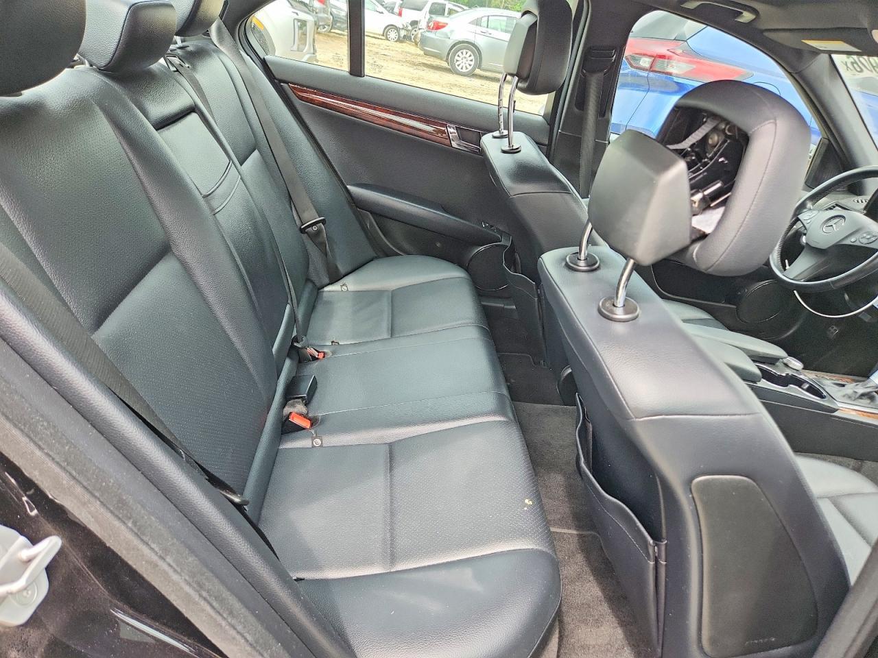 2011 MERCEDES-BENZ C-CLASS