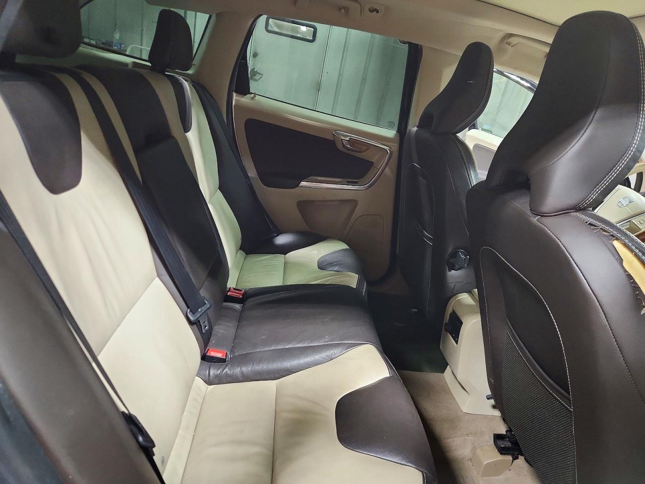 2013 VOLVO XC60