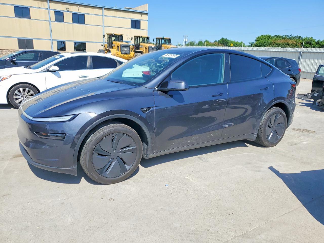 2026 TESLA MODEL Y