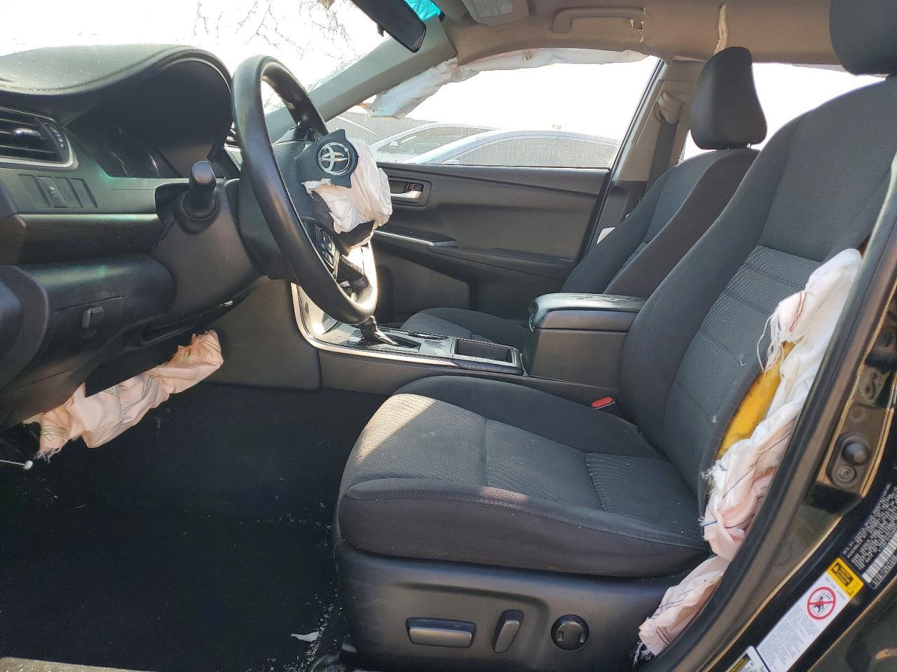 2016 TOYOTA CAMRY