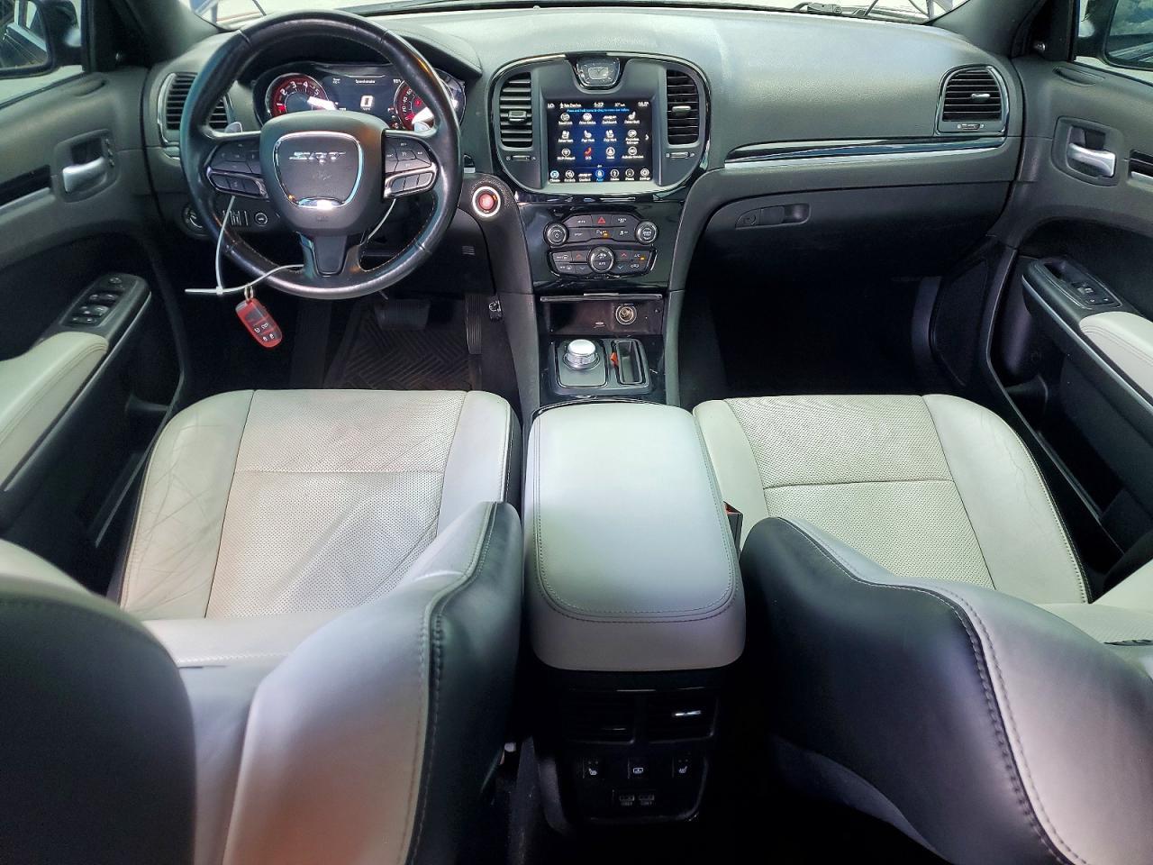 2016 CHRYSLER 300