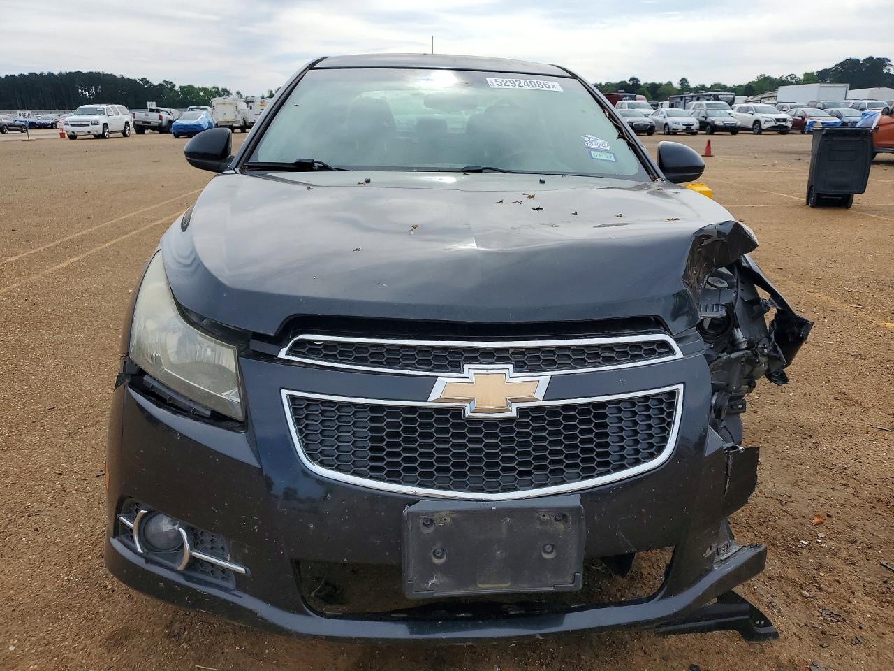 2011 CHEVROLET CRUZE