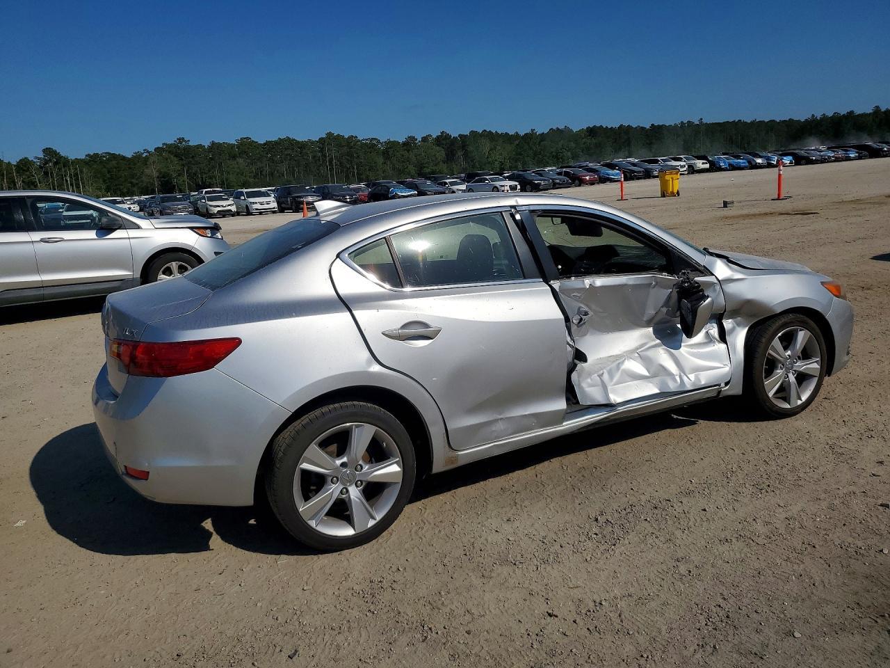 2015 ACURA ILX