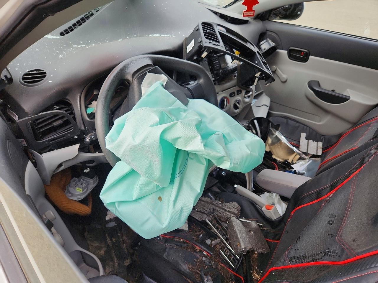 2010 HYUNDAI ACCENT