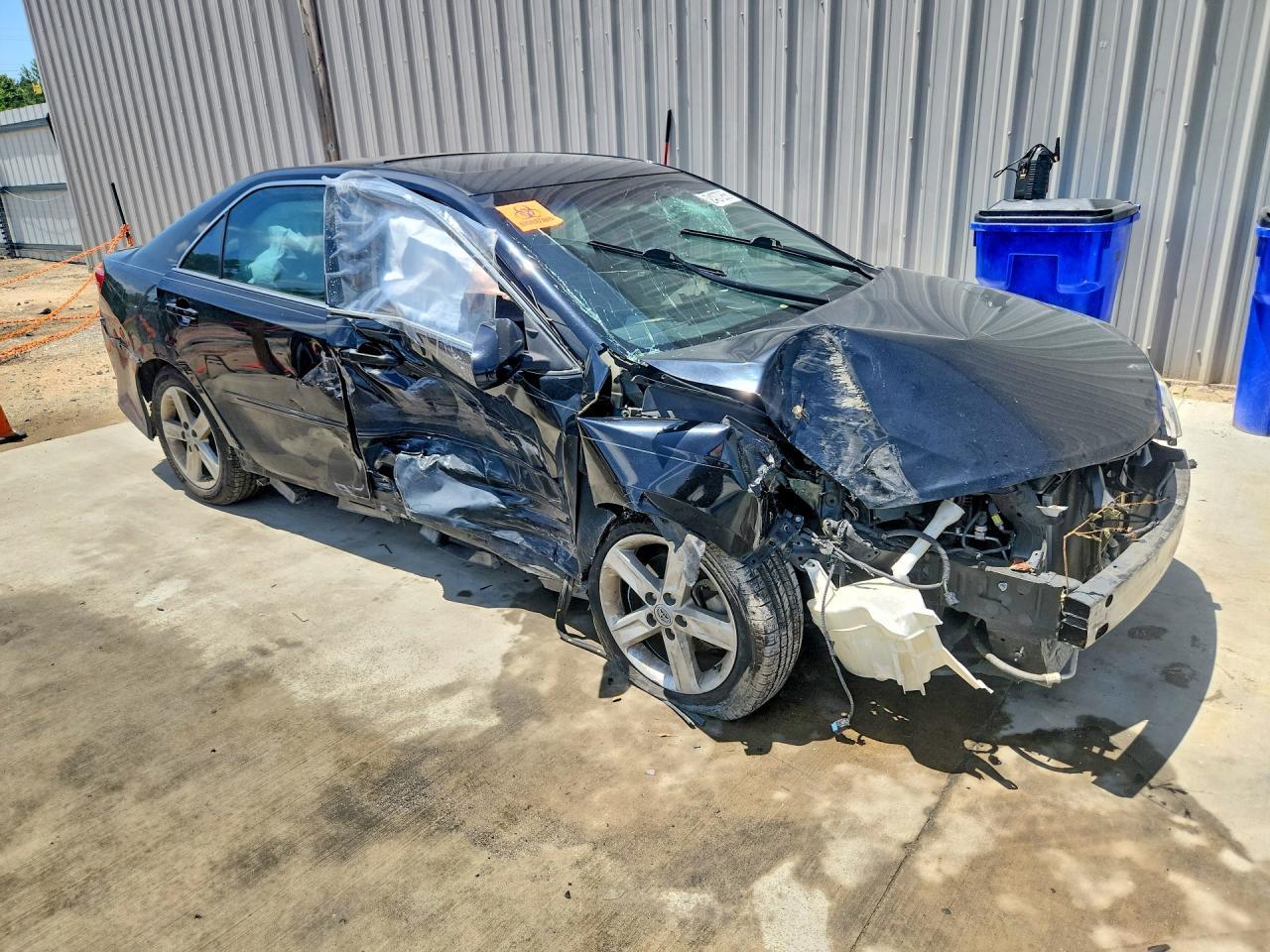 2012 TOYOTA CAMRY