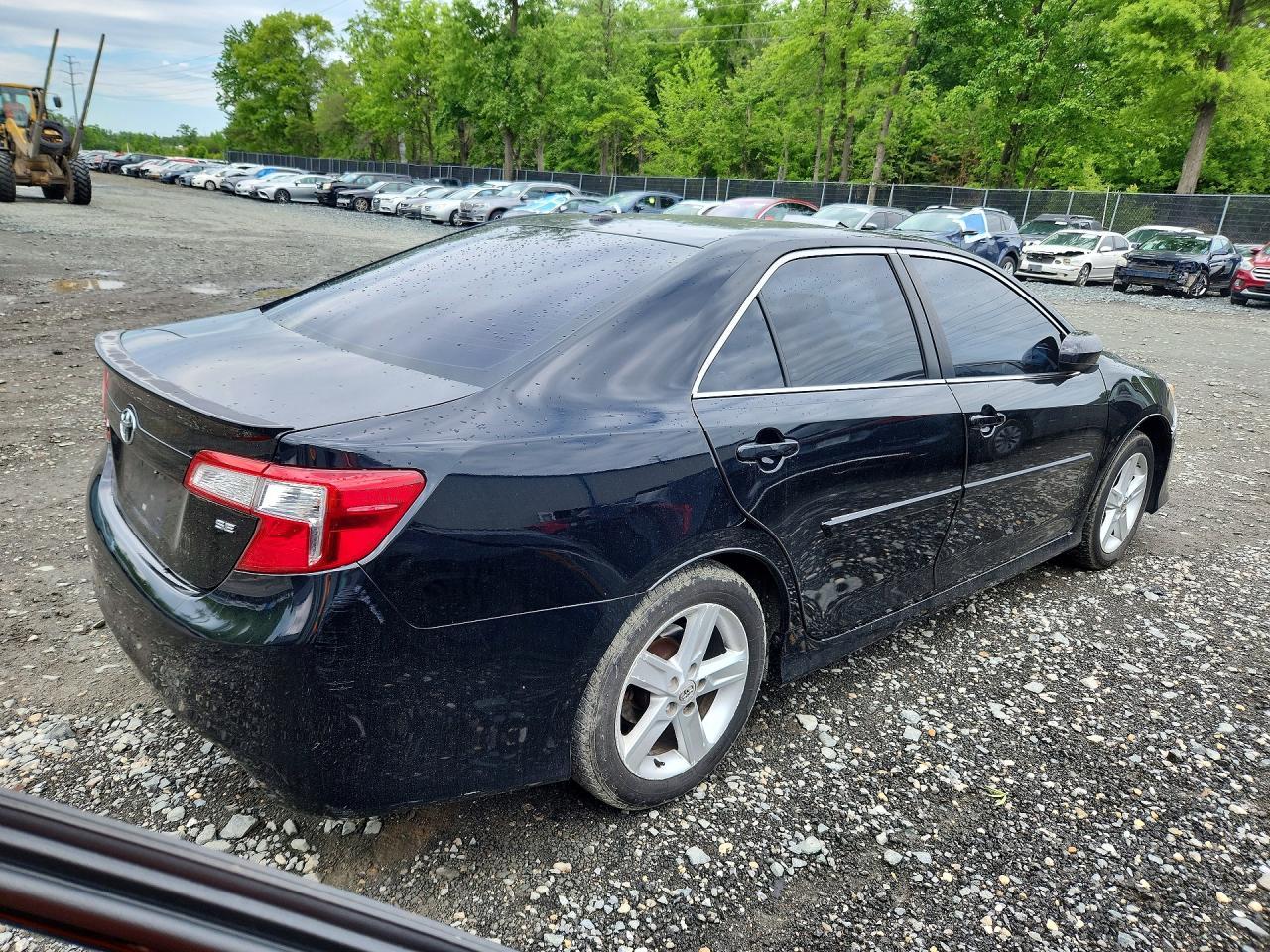 2013 TOYOTA CAMRY