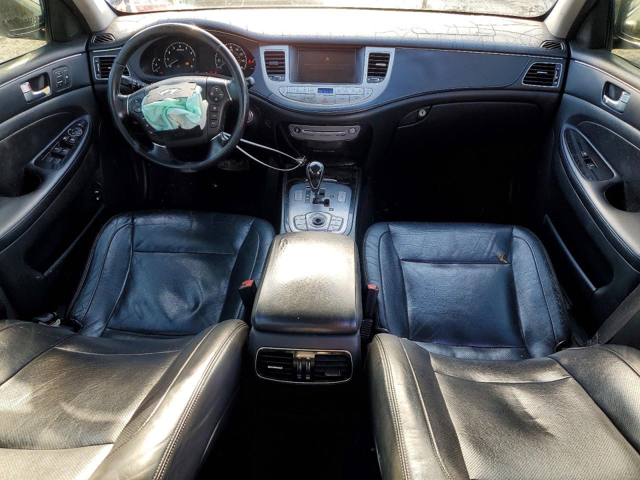 2012 HYUNDAI GENESIS