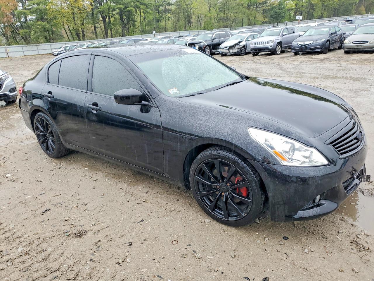 2011 INFINITI G25