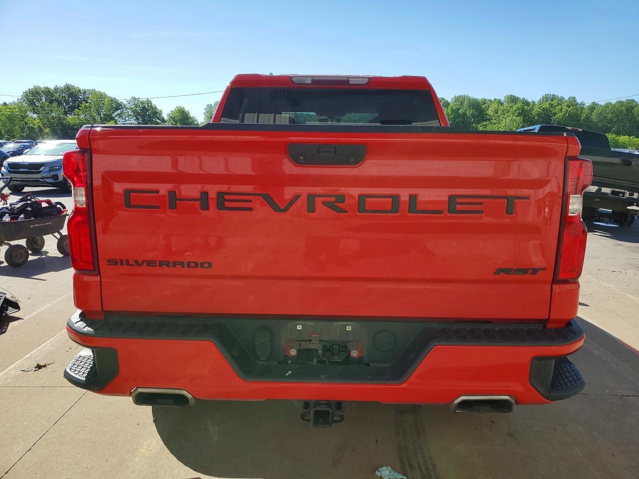 2021 CHEVROLET Silverado