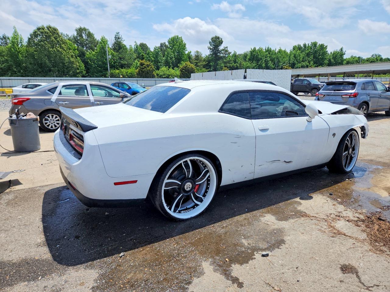 2018 DODGE Challenger