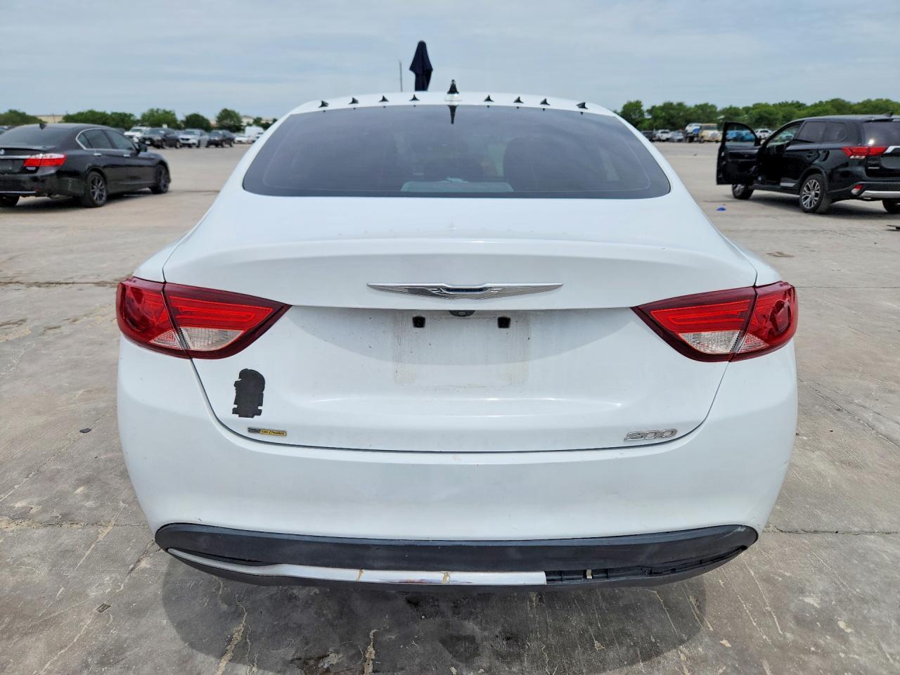2015 CHRYSLER 200