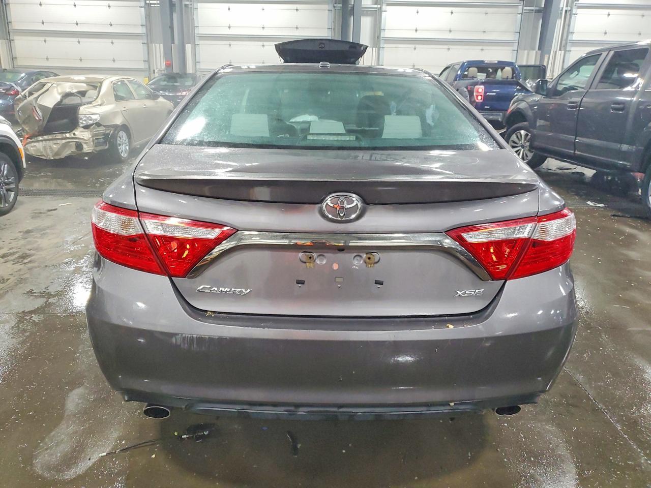 2015 TOYOTA CAMRY