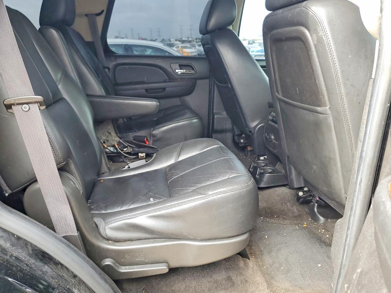 2014 CHEVROLET Tahoe