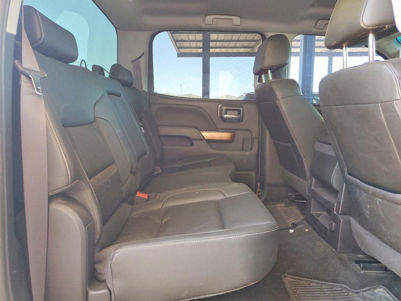 2017 CHEVROLET Silverado 2500
